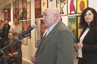 Wernisaż wystawy Hommage à Wiktor Górka (1922–2004). Od lewej Henryk Górka, bratanek artysty i Agata Smalcerz, dyrektor Galerii Bielskiej BWA