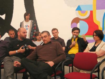Panel dyskusyjny z udziałem artystów biorących udział w projekcie The Wall - sztuka na granicy