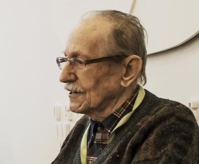 Alfred Biedrawa podczas spotkań artystycznych na Wystawie jesiennej w Galerii Bielskiej BWA, 2010, fot. K. Morcinek