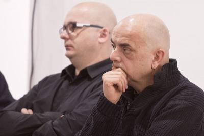Panel dyskusyjny M jak malarstwo, 9 listopada 2013, Galeria Bielska BWA, na zdjęciu od prawej Paweł Jarodzki i Kamil Kuskowski
